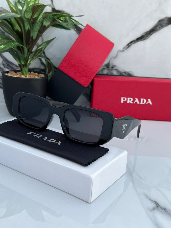 Prada Milano Black & Black  Unisex