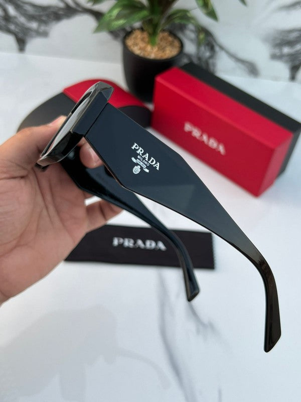 Prada Milano Black & Black  Unisex
