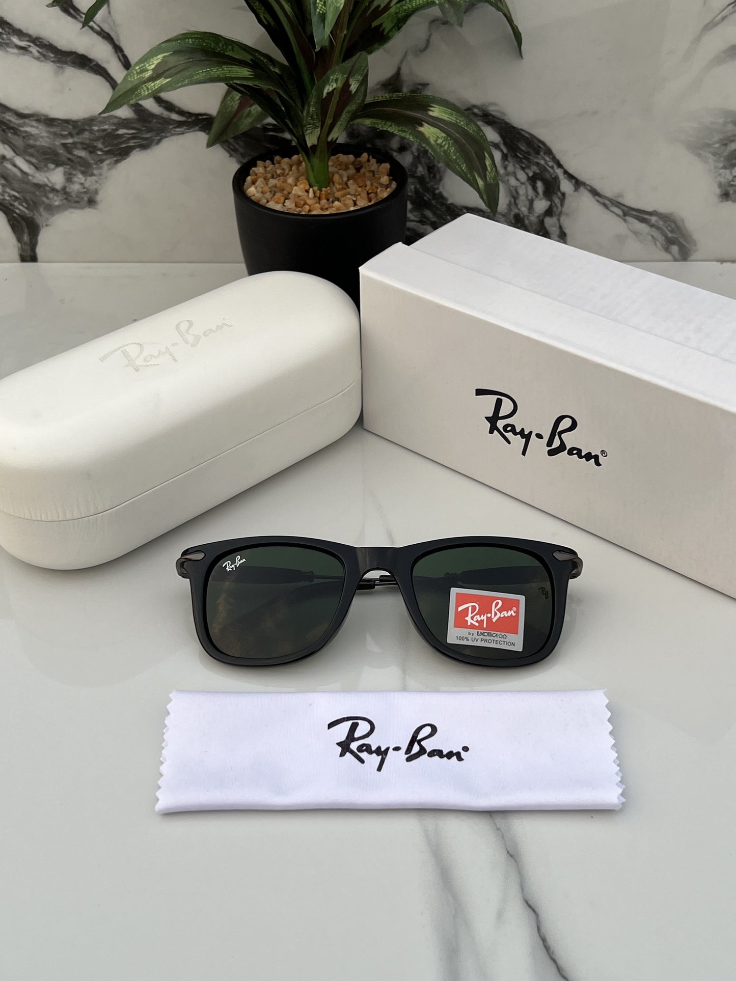 Rayban 2148 Black & Green Unisex
