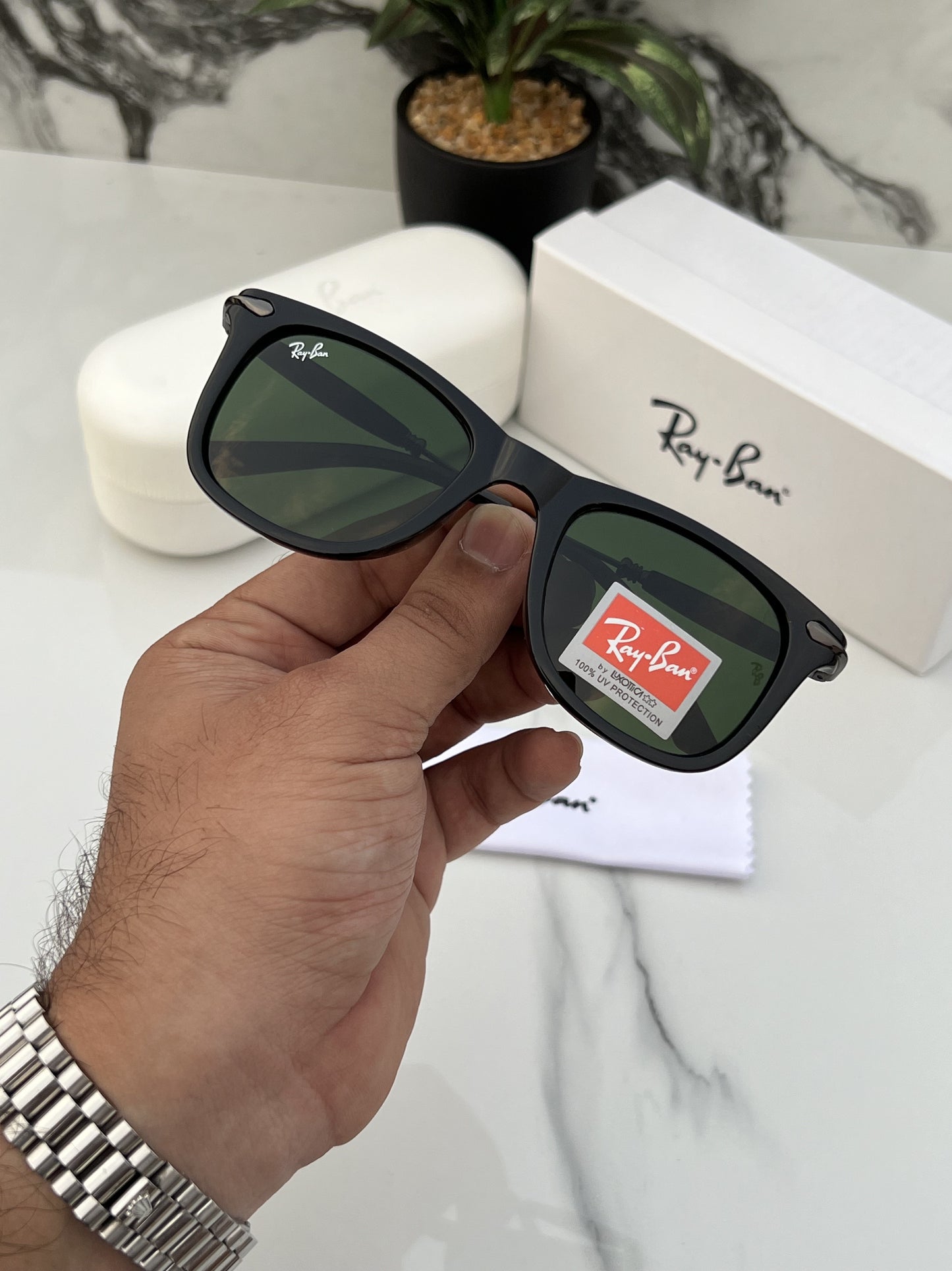 Rayban 2148 Black & Green Unisex
